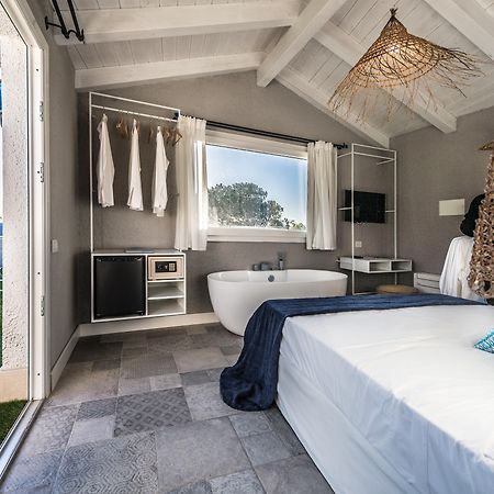 Boutique Hotel Capo Blu ซานตา มาร์เกรีตา ดิ ปูลา ภายนอก รูปภาพ