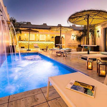 Boutique Hotel Capo Blu ซานตา มาร์เกรีตา ดิ ปูลา ภายนอก รูปภาพ