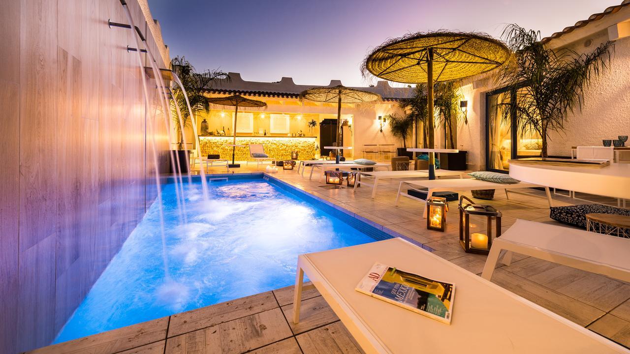 Boutique Hotel Capo Blu ซานตา มาร์เกรีตา ดิ ปูลา ภายนอก รูปภาพ