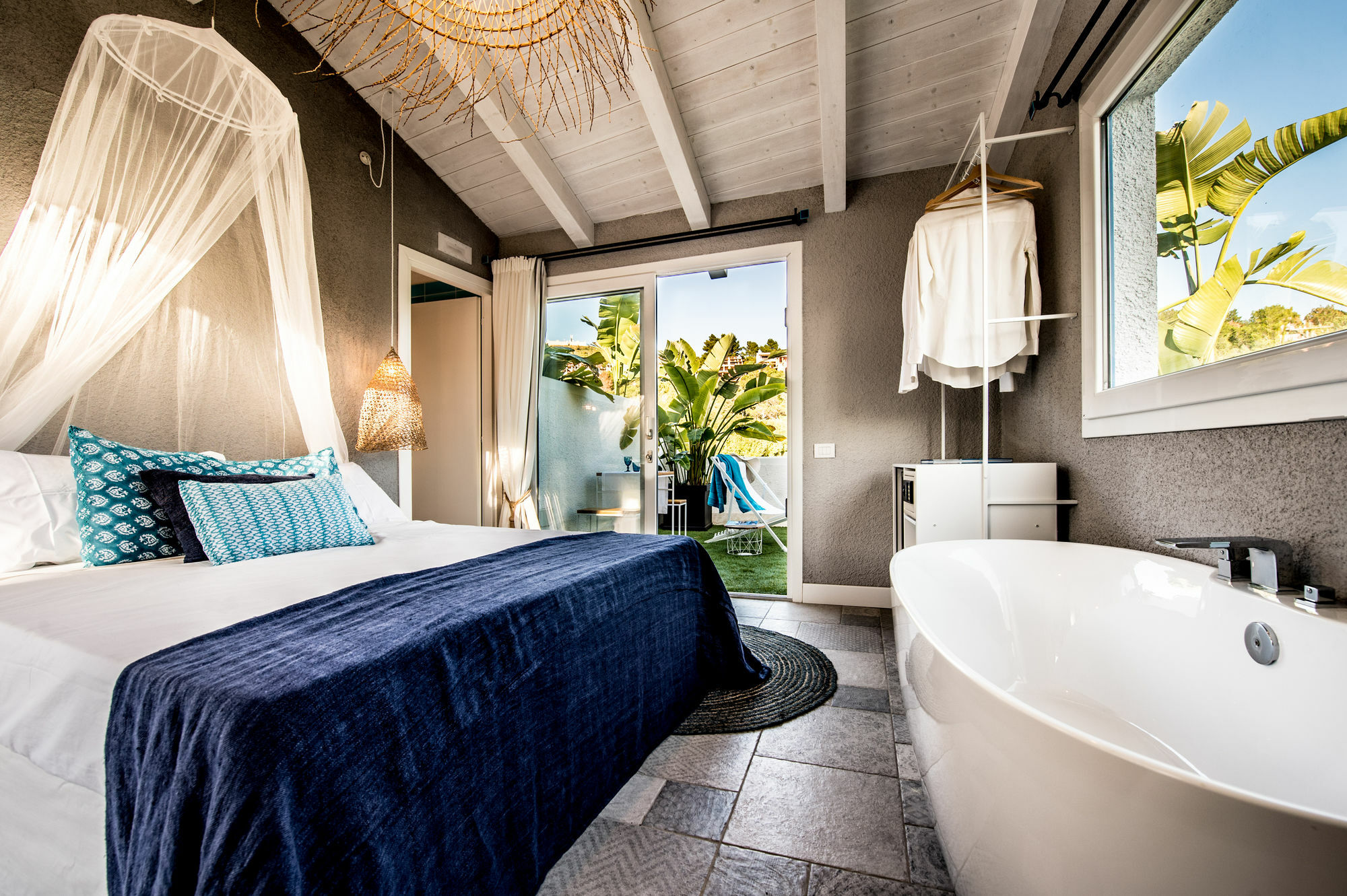 Boutique Hotel Capo Blu ซานตา มาร์เกรีตา ดิ ปูลา ภายนอก รูปภาพ