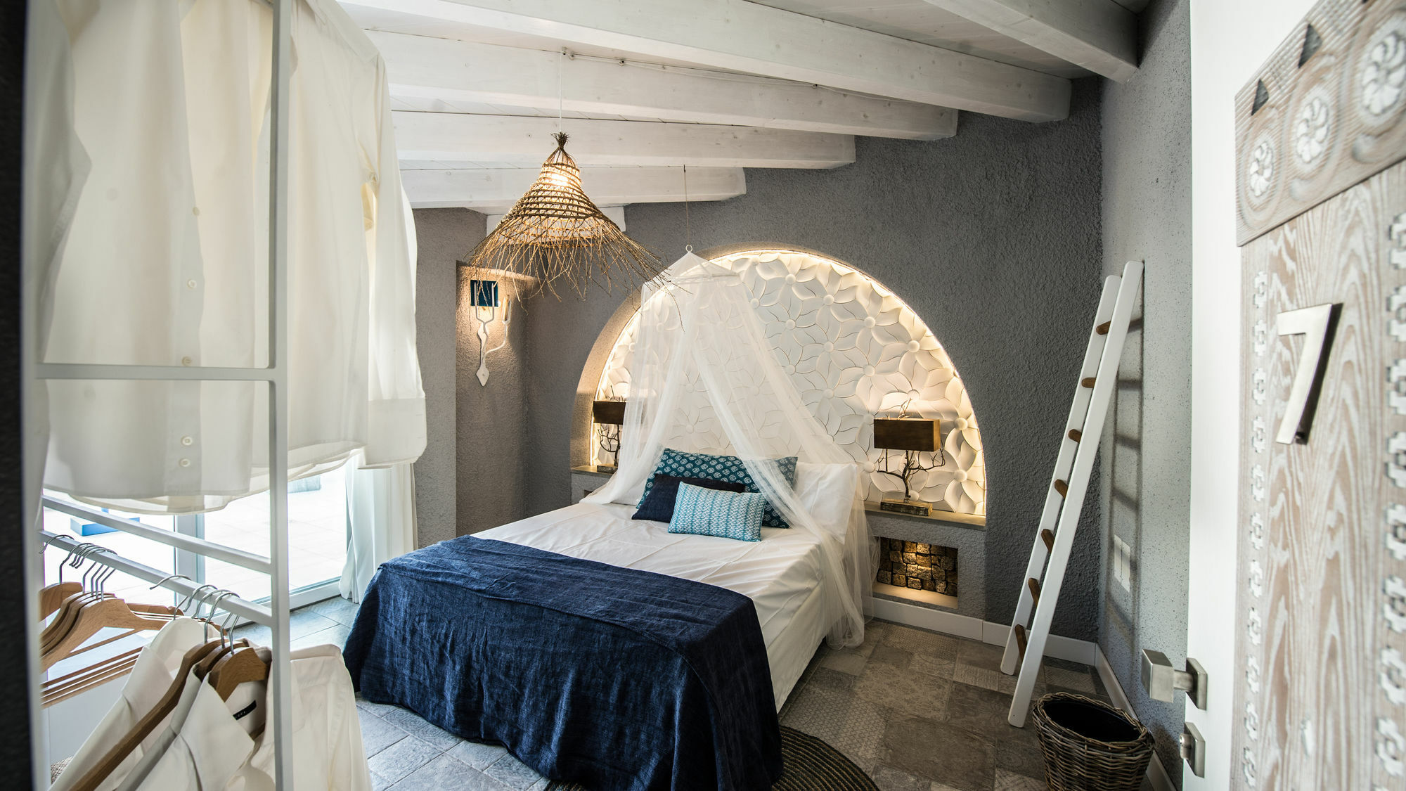 Boutique Hotel Capo Blu ซานตา มาร์เกรีตา ดิ ปูลา ภายนอก รูปภาพ