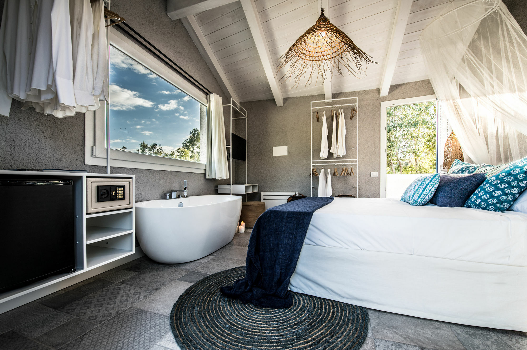 Boutique Hotel Capo Blu ซานตา มาร์เกรีตา ดิ ปูลา ภายนอก รูปภาพ