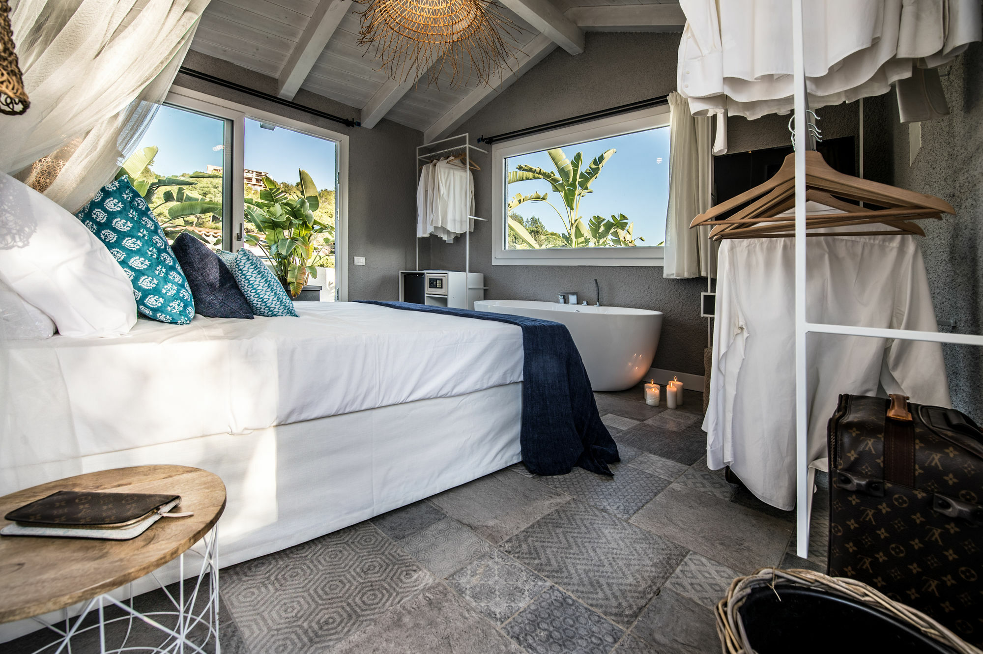 Boutique Hotel Capo Blu ซานตา มาร์เกรีตา ดิ ปูลา ภายนอก รูปภาพ